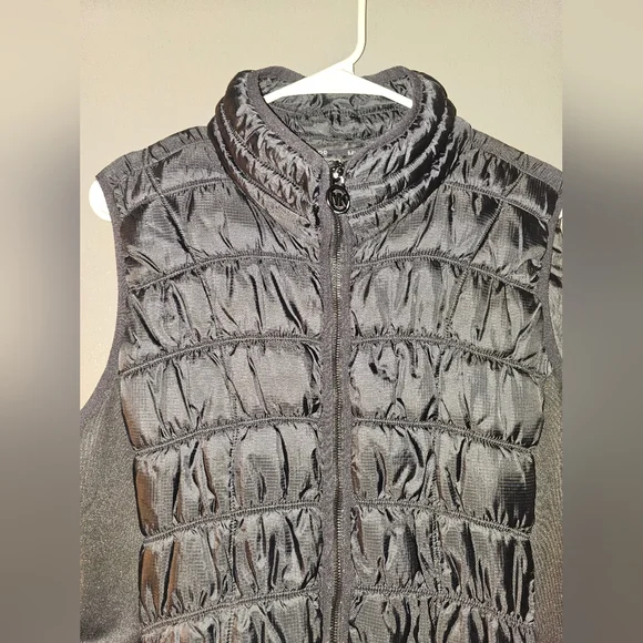 Micheal Kors Vest - Picture 2 of 4